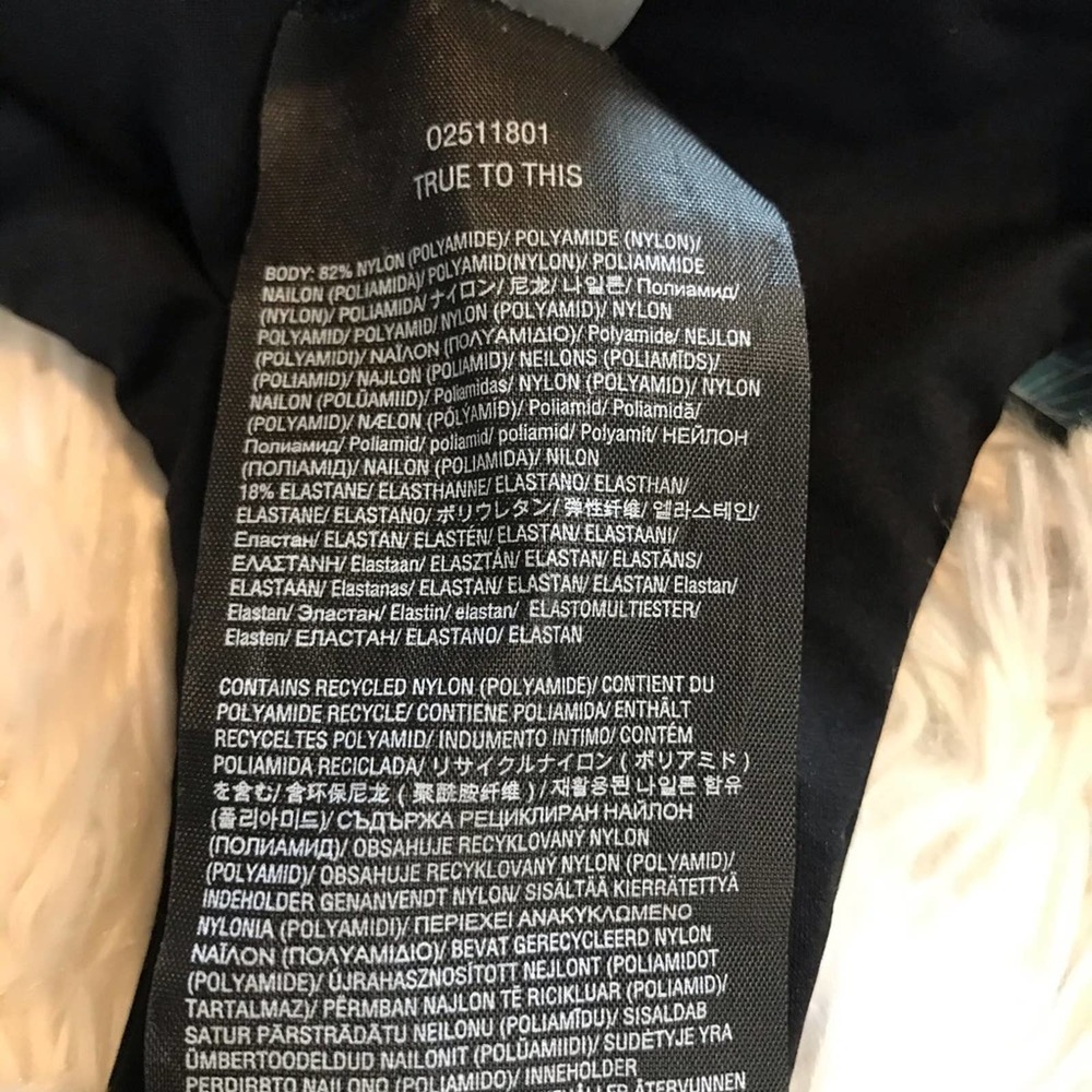 Volcom Black Bikini Set - Picture 12 of 12